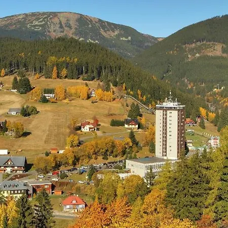 Horizont Pec pod Sněžkou