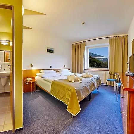 Horizont 4* Pec pod Snezkou